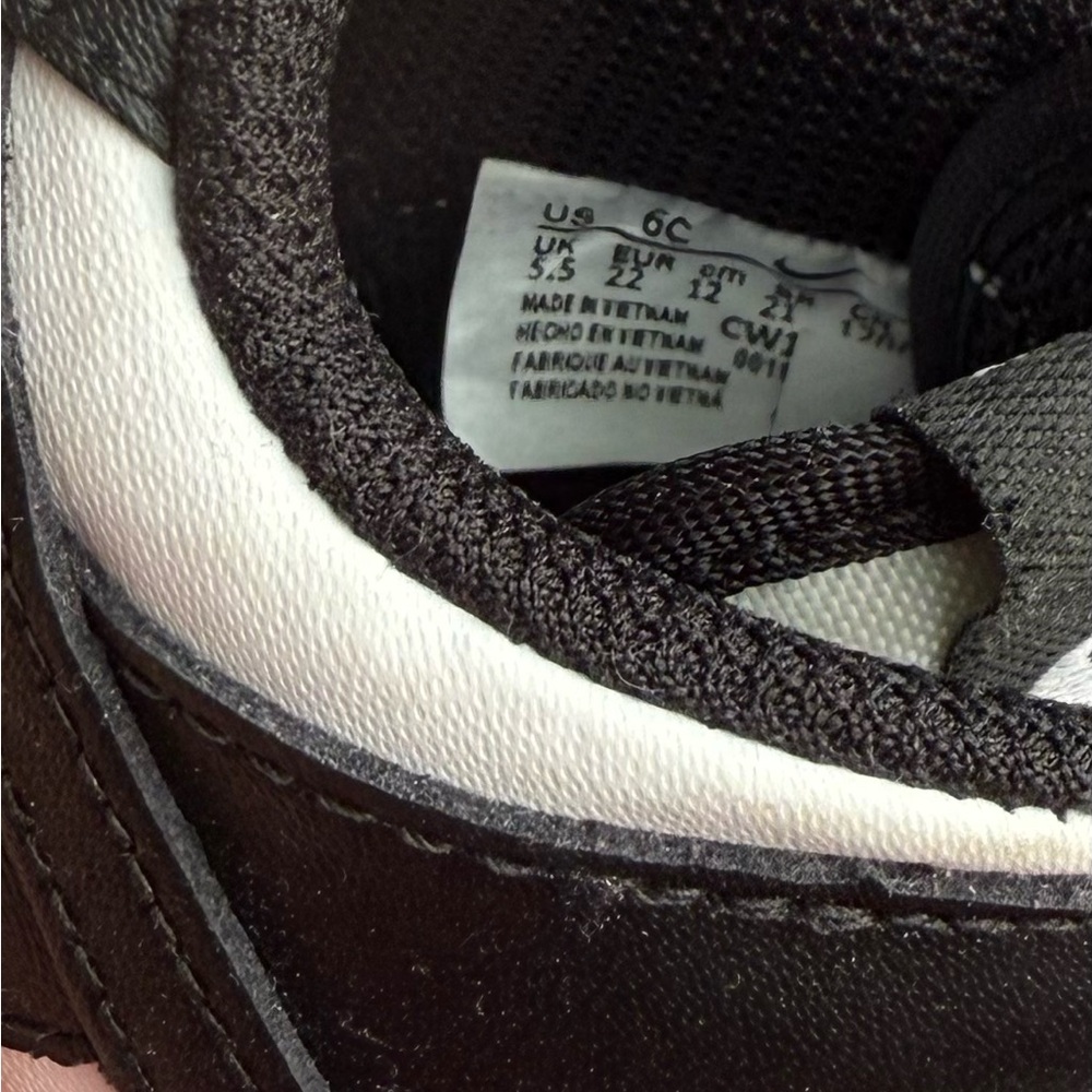Nike Dunk - Picture 4 of 4